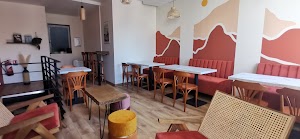 L'entre deux, Café & restaurant place picture